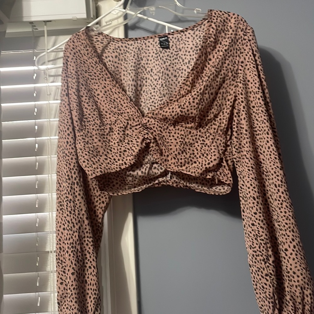 Leopard top